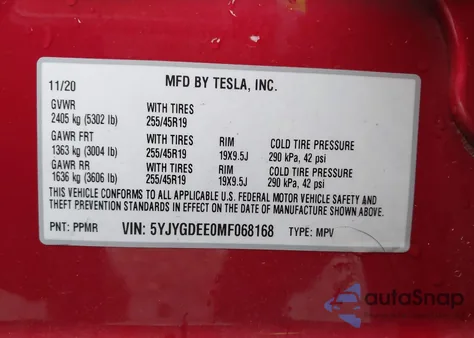 2021 Tesla Model Y Long Range Dual Motor All-Wheel Drive z USA, uszkodzony, nr VIN 5YJYGDEE0MF068168